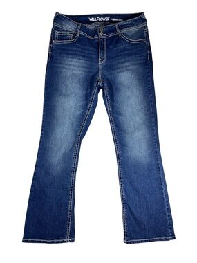 Wallflower Women’s Y2K Rhinestone Curvy Fit Bootcut Jeans Size 15